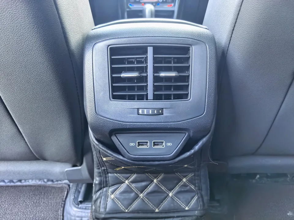 Volkswagen T-Roc TANG 2021 280TSI DSG 4WD Luxury Smart Edition 2022 — thumbnail 3