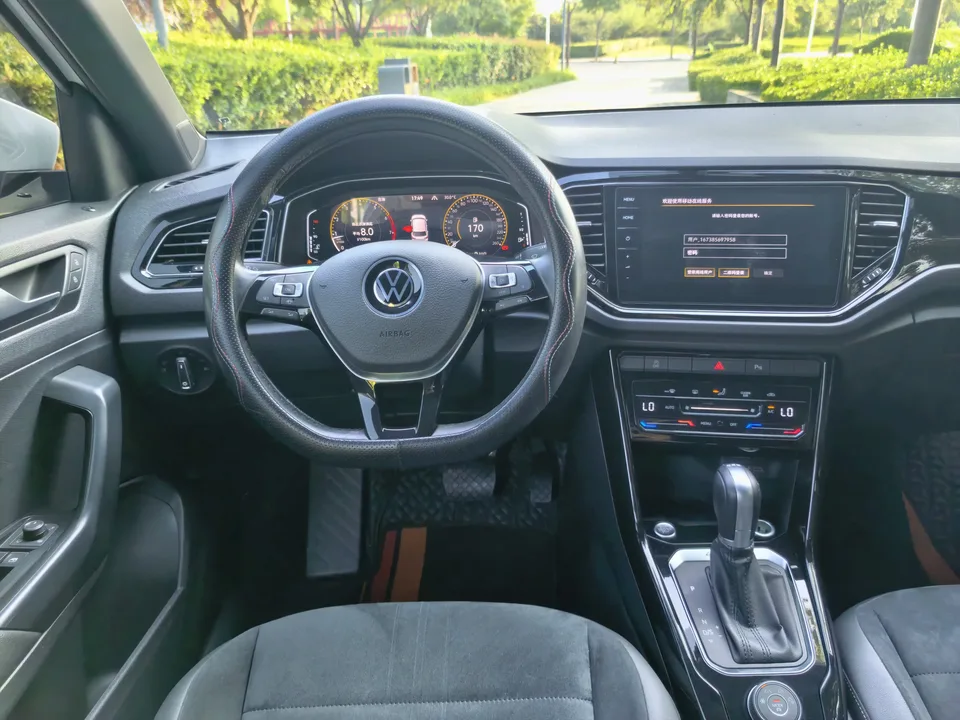 Volkswagen T-Roc TANG 2021 280TSI DSG 4WD Luxury Smart Edition 2022 — thumbnail 4