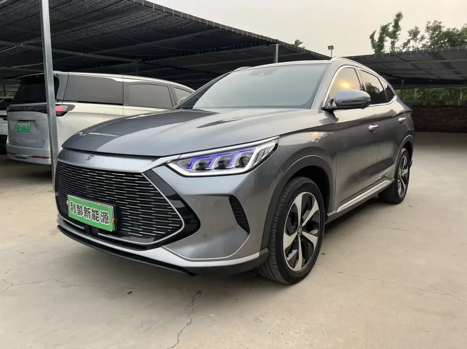 BYD Song PLUS DM Song PLUS DM 2021 DM-i 110KM 2WD Flagship PLUS 2022 — photo 1, buy with delivery to Moscow