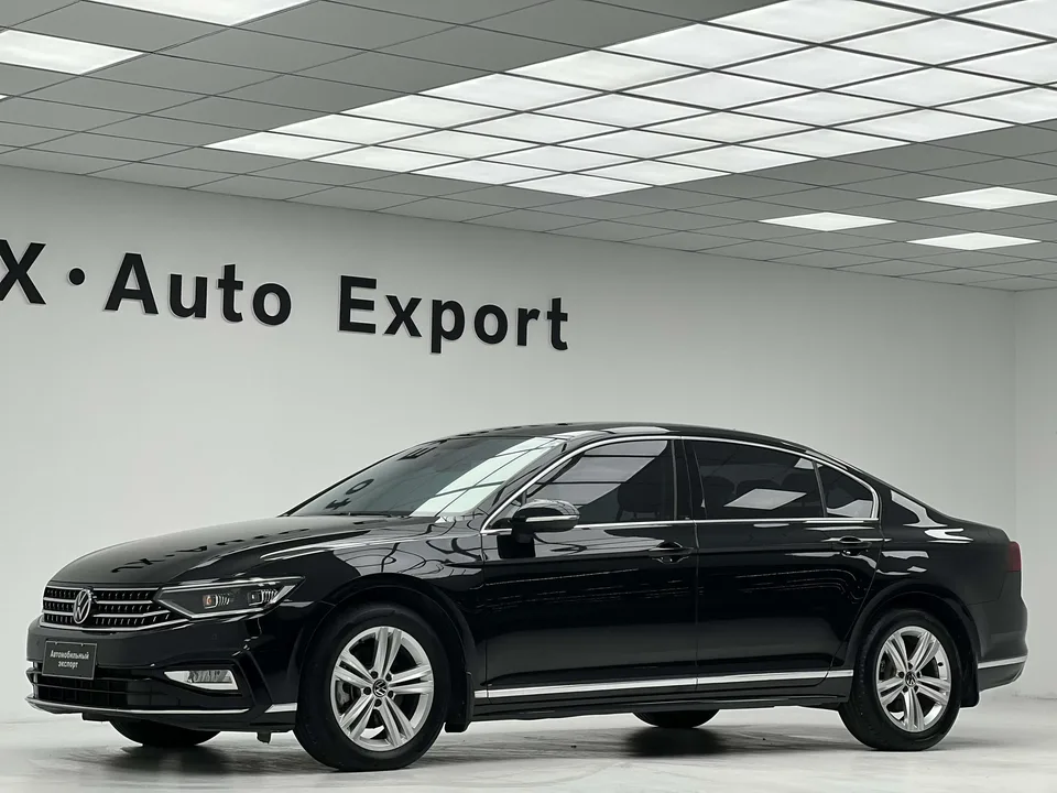 Volkswagen Magotan Magotan 2023 2 millionth anniversary edition 280TSI DSG comfort model 2023 — thumbnail 3