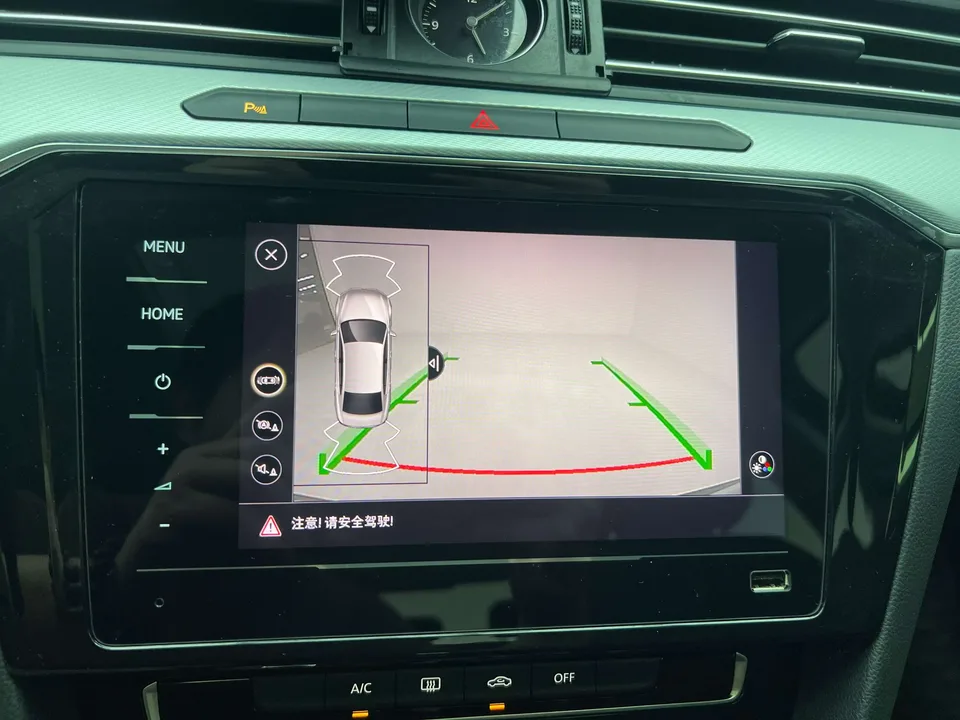 Volkswagen Magotan Magotan 2023 2 millionth anniversary edition 280TSI DSG comfort model 2023 — thumbnail 4