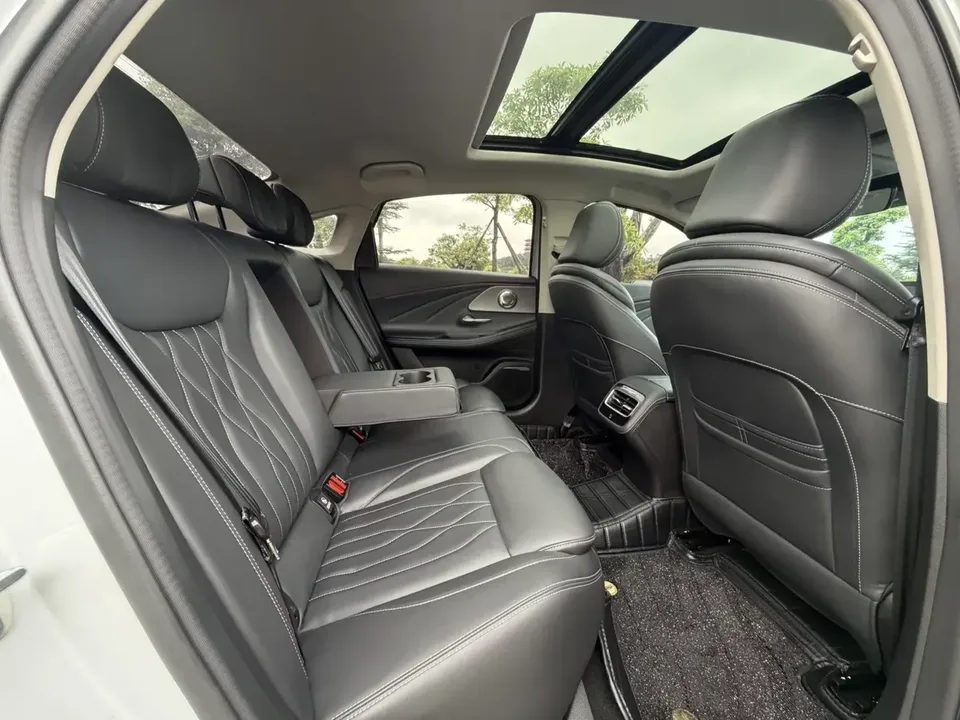 Chery Arrizo 8 Arrizo 8 2024 1.6TGDI DCT Intelligence 2024 — thumbnail 4