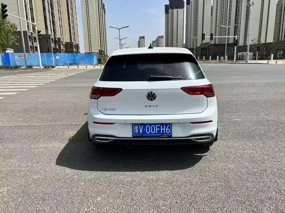 Volkswagen Golf golf 2021 200TSI DSG 2022 — thumbnail 2