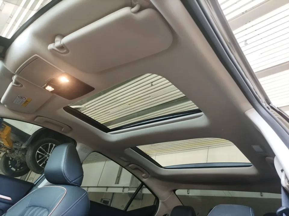 Nissan Altima Sound of nature 2024 2.0L SV Black Gold Edition 2025 — thumbnail 5