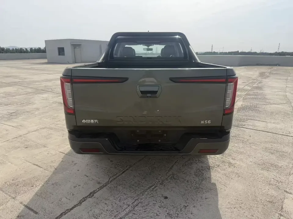 SINOTRUK Fight to win Fight to win 2024 S6 Commercial 2.0T Diesel Manual 4WD Long Axis Youth Edition 2025 — thumbnail 2