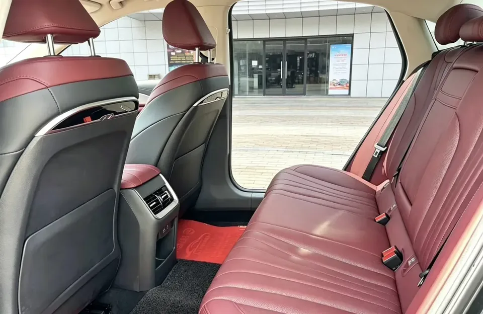 Hongqi H5 Hongqi H5 2024 1.5T DCT Zhilian Qiyue Edition 2024 — thumbnail 3