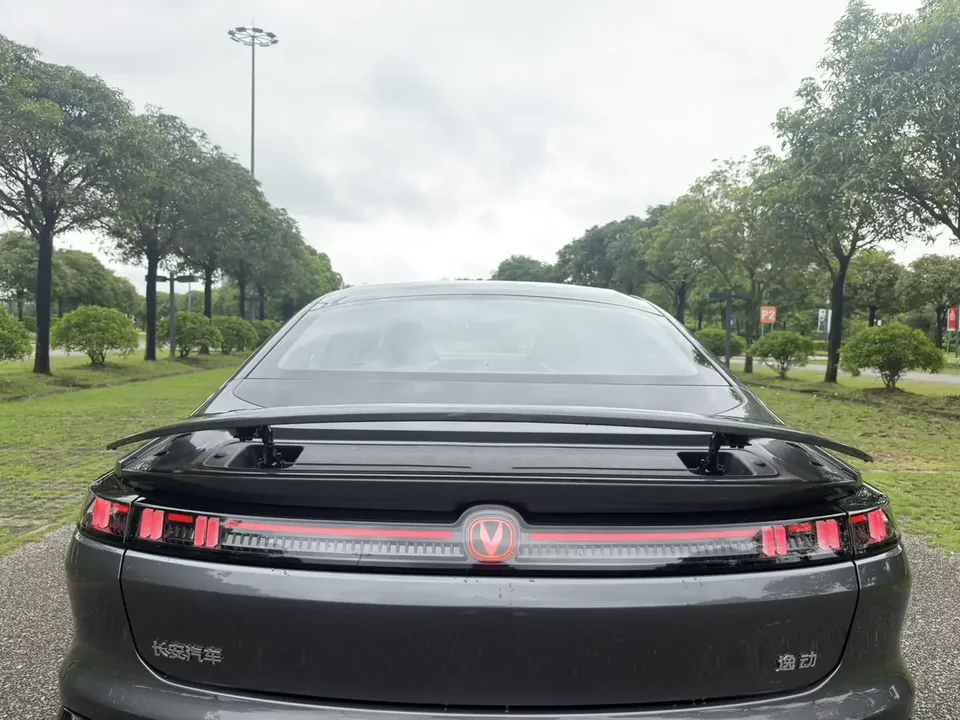 Changan Escape Escape 2026 Fourth-generation 1.5T DCT 500Bar Smart Edition 2025 — thumbnail 2
