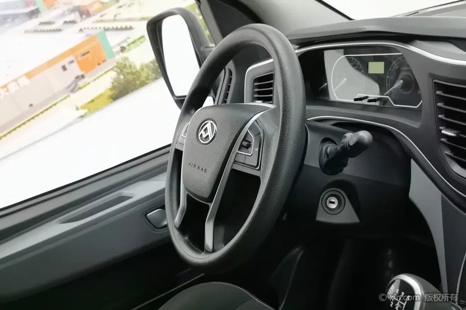 Datong Xintu V80 Xintu V80 2023 2.0T Manual Classic Aoyuntong Long Axis Mid-Top 6-9 Seaters 2023 — миниатюра 5