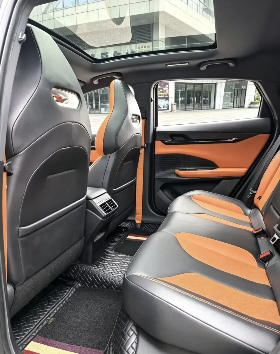 Changan UNI-V Changan UNI-V 2023 1.5T Sports Edition 2023 — thumbnail 3