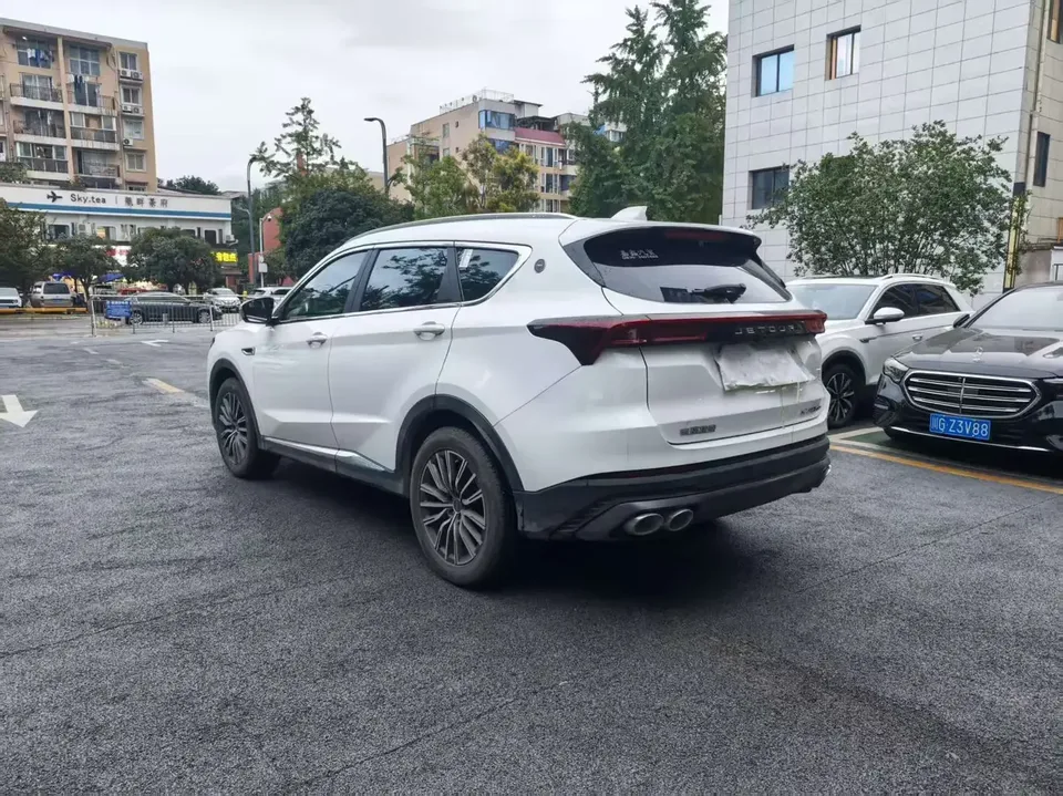 Jetour Jietu X70 PLUS Jietu X70 PLUS 2024 Champion Edition 1.5T DCT Champion PRO 5-seater 2024 — thumbnail 4