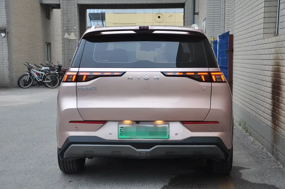 AION Y AION Y 2022 70 Intelligent Driving Edition Lithium Iron Phosphate 2022 — thumbnail 2