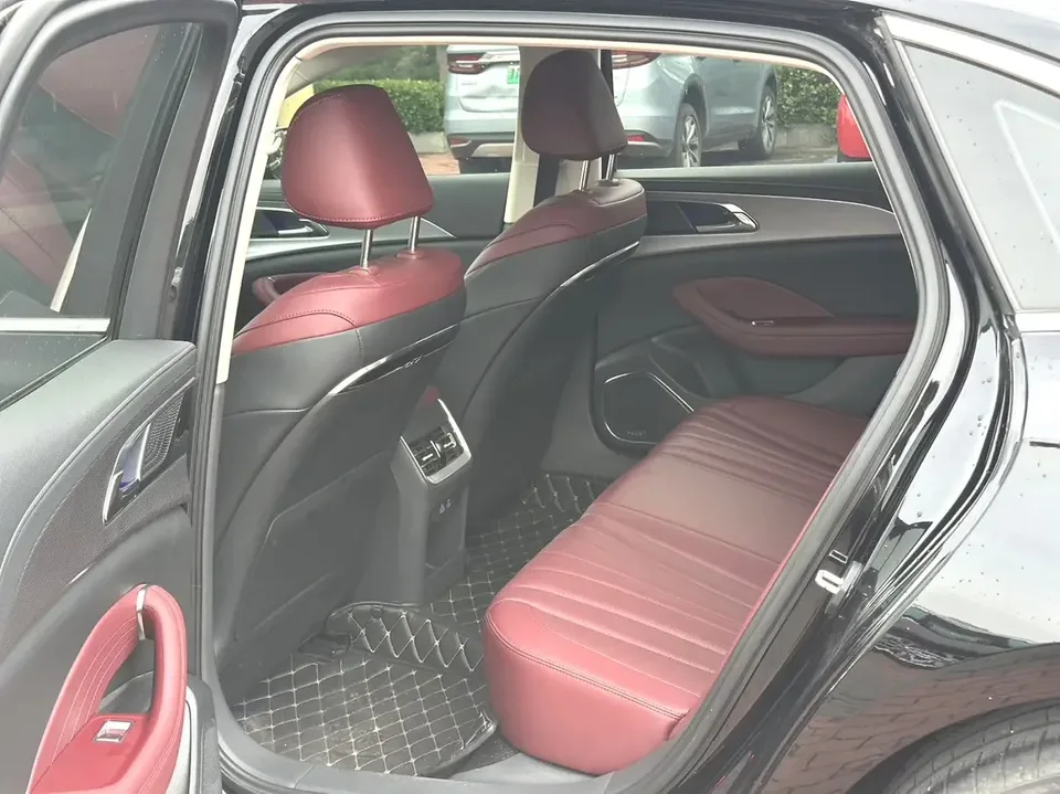 Hongqi H5 Hongqi H5 2023 1.5T DCT Zhilian Qiyue Edition 2022 — thumbnail 3