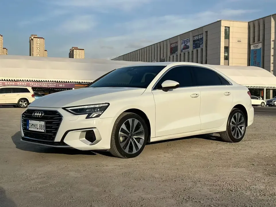 Audi A3 Audi A3 2023 A3L Limousine 35 TFSI Progressive Elegance 2024 — photo 1, buy with delivery to Moscow