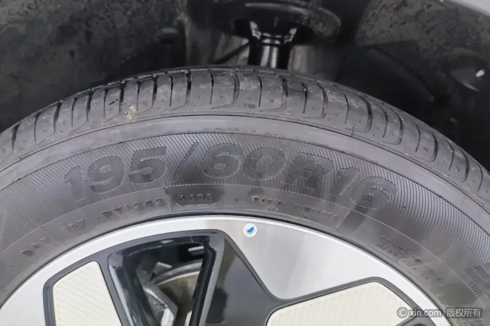 BYD Dolphin dolphin 2025 420KM Free Edition 2026 — thumbnail 3