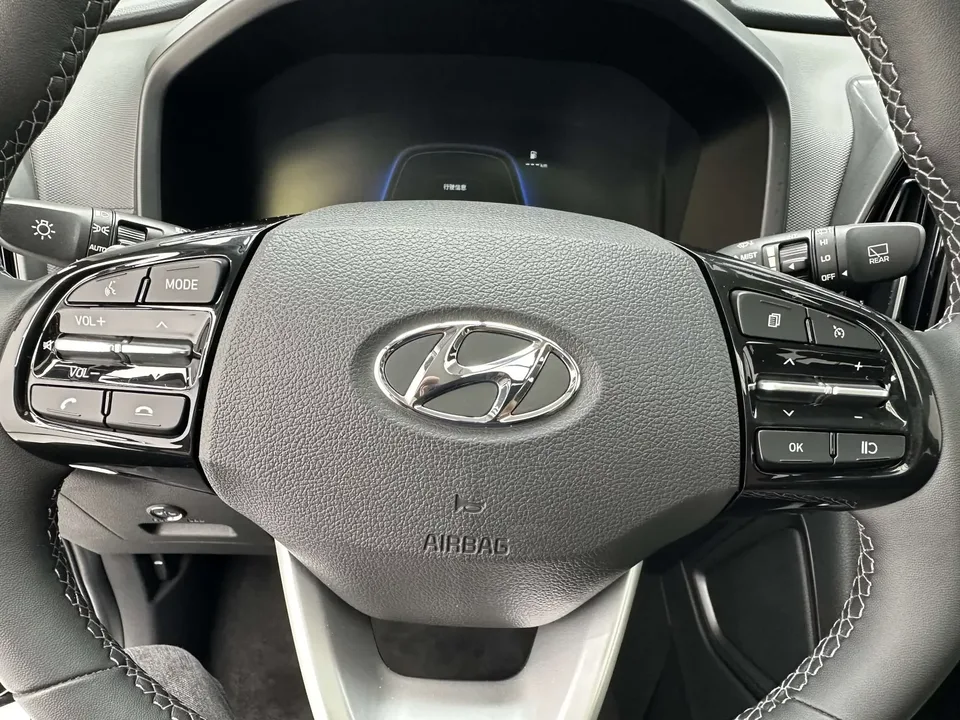 Hyundai ix35 Hyundai ix35 2021 240T GDi DCT 2WD Leading Edition GLS 2022 — миниатюра 4