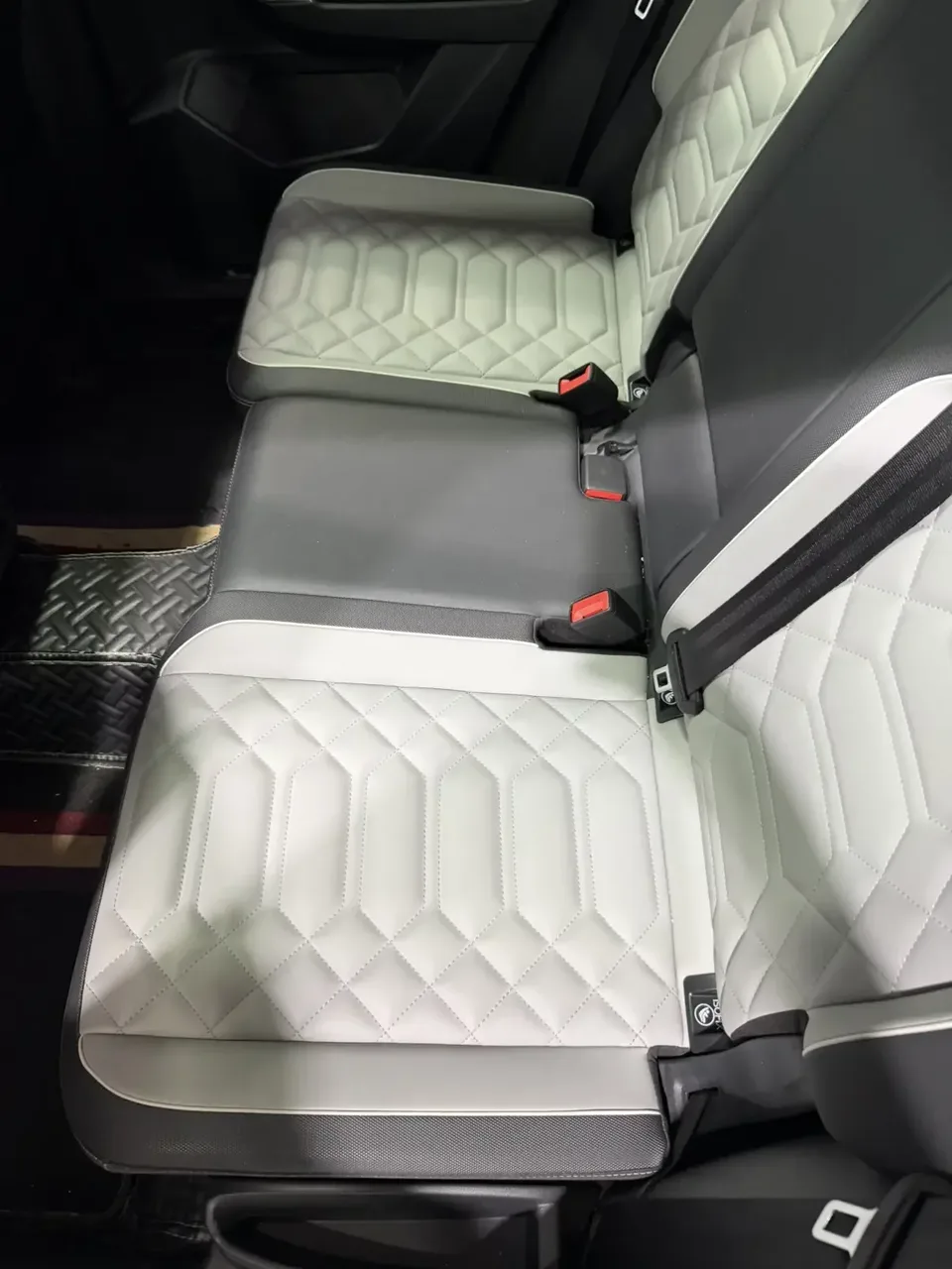Volkswagen Tayron Tanyue 2023 280TSI 2WD Luxury Plus Advanced Edition 2022 — thumbnail 3