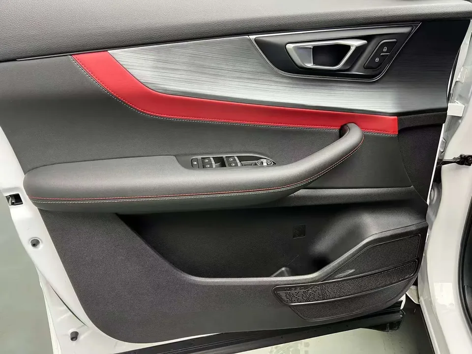 Chery Tiggo 7 Tiggo 7 2022 Super Power Edition 1.5T CVT Super Hero+ 2022 — thumbnail 3