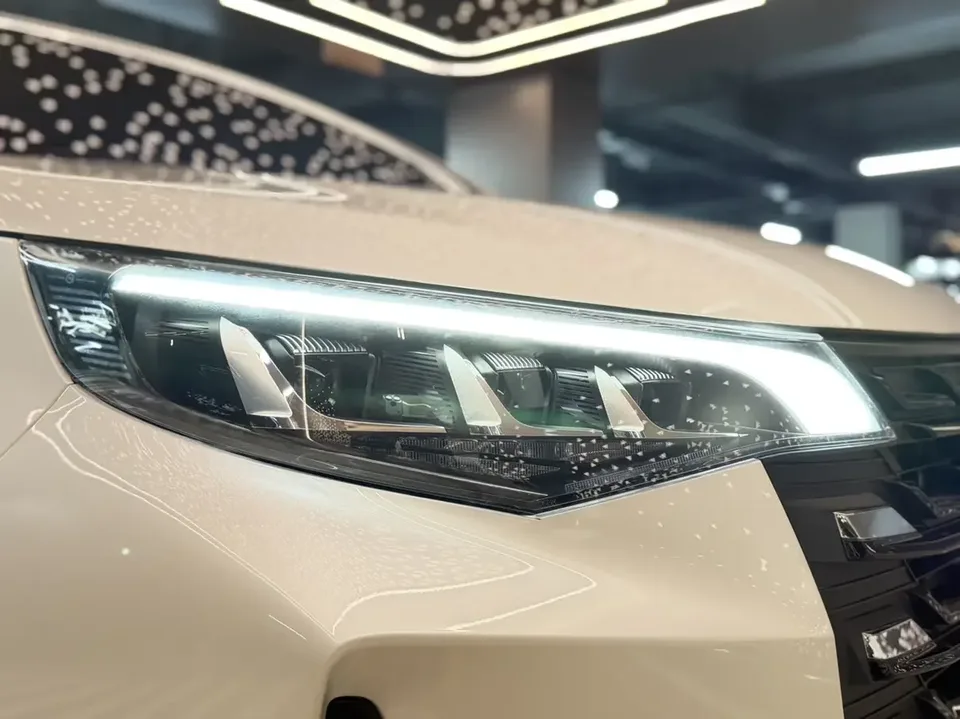 GAC Trumpchi M6 Trumpchi M6 2023 PRO 270T WDCT Premium Edition 2024 — thumbnail 3