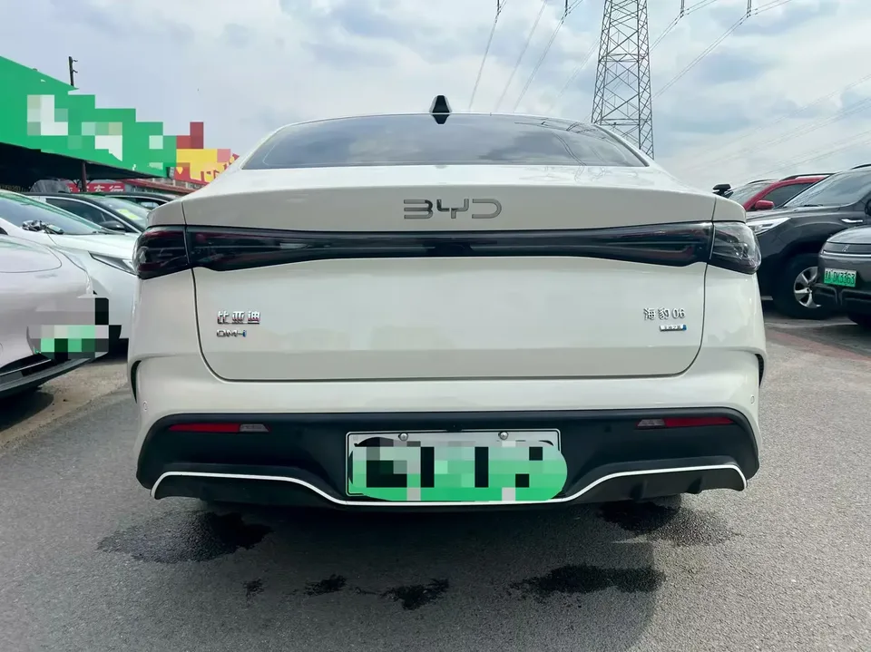 BYD Seal 06DM Seal 06DM 2025 DM-i 80KM Deluxe Smart Driving Edition 2025 — thumbnail 2