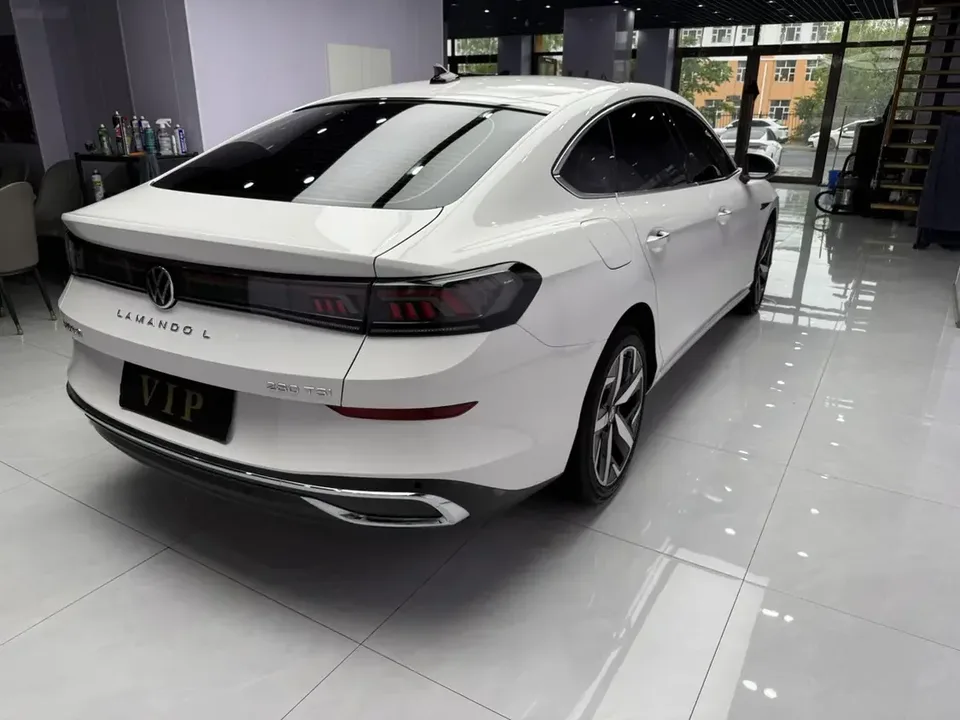 Volkswagen Lamando Lingdu 2022 Lingdu L 280TSI DSG Cool Edition 2022 — миниатюра 2