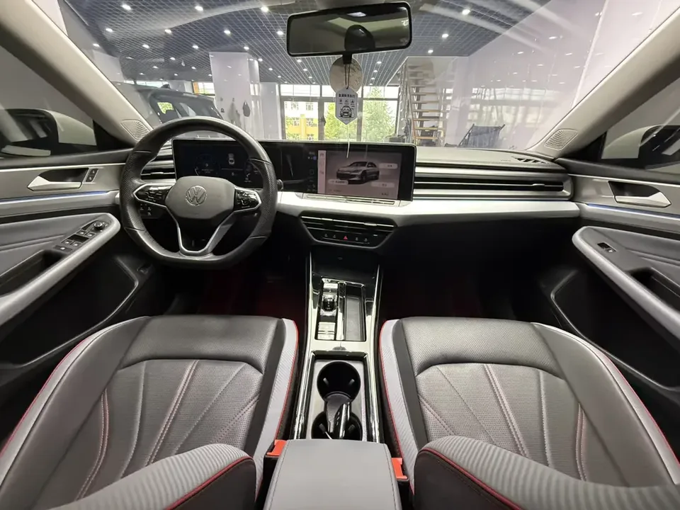Volkswagen Lamando Lingdu 2022 Lingdu L 280TSI DSG Cool Edition 2022 — миниатюра 4