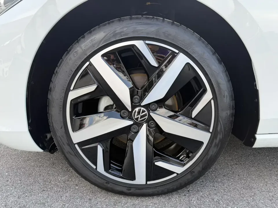 Volkswagen Lamando Lingdu 2023 Lingdu L 280TSI DSG Cool Edition 2023 — thumbnail 4