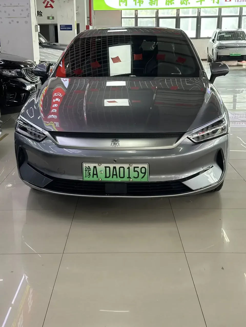 BYD Qin PLUS EV Qin PLUS EV 2021 500KM Luxury 2022 — thumbnail 3