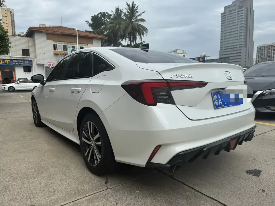 Honda Integra Style 2023 240TURBO CVT Leading Edition 2024 — thumbnail 4