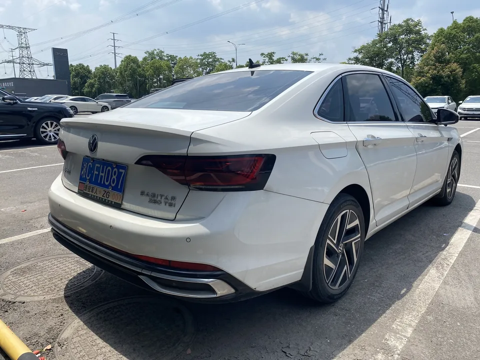 Volkswagen Sagitar Sagitar 2023 280TSI DSG Excellence Plus 2022 — thumbnail 2