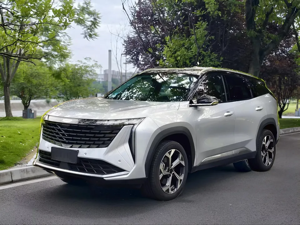 Geely Atlas L Boyue L 2023 1.5TD DCT Premium 2023 — photo 1, buy with delivery to Moscow