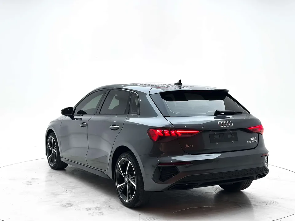 Audi A3 Audi A3 2022 Sportback 35 TFSI Stylish and sporty 2022 — thumbnail 2