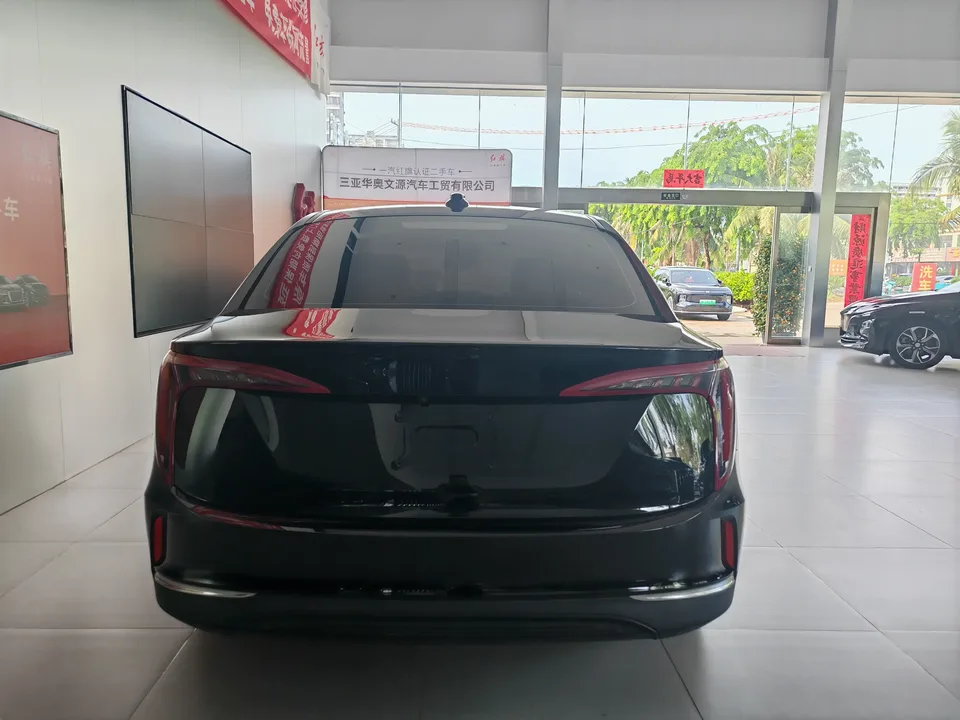 Hongqi E-QM5 Hongqi E-QM5 2023 Basic travel version 2023 — thumbnail 5