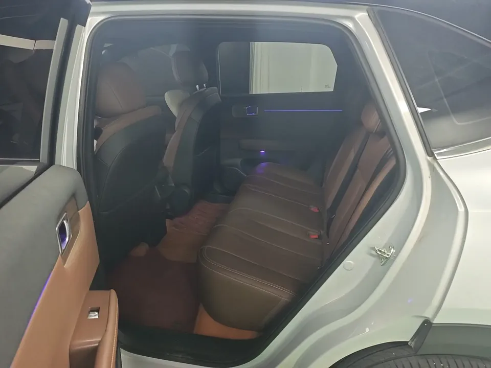 Wuling Starlight S PHEV Wuling Starlight S PHEV 2024 60km Advanced 2024 — thumbnail 3