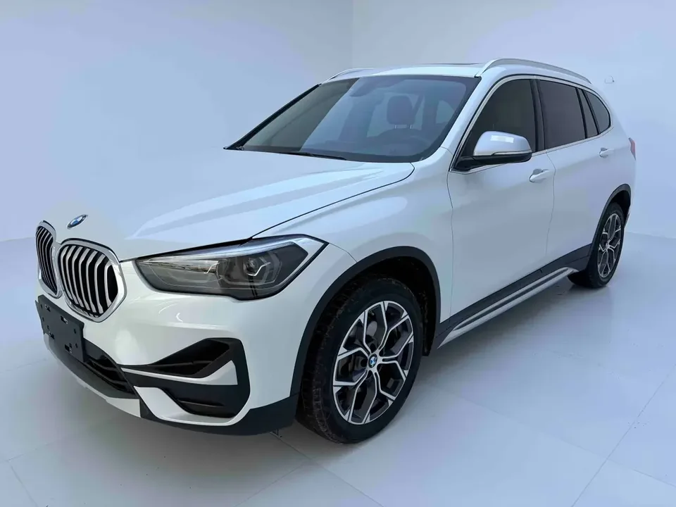 BMW X1 BMW X1 2022 sDrive20Li Fashion 2023 — photo 1, buy with delivery to Moscow