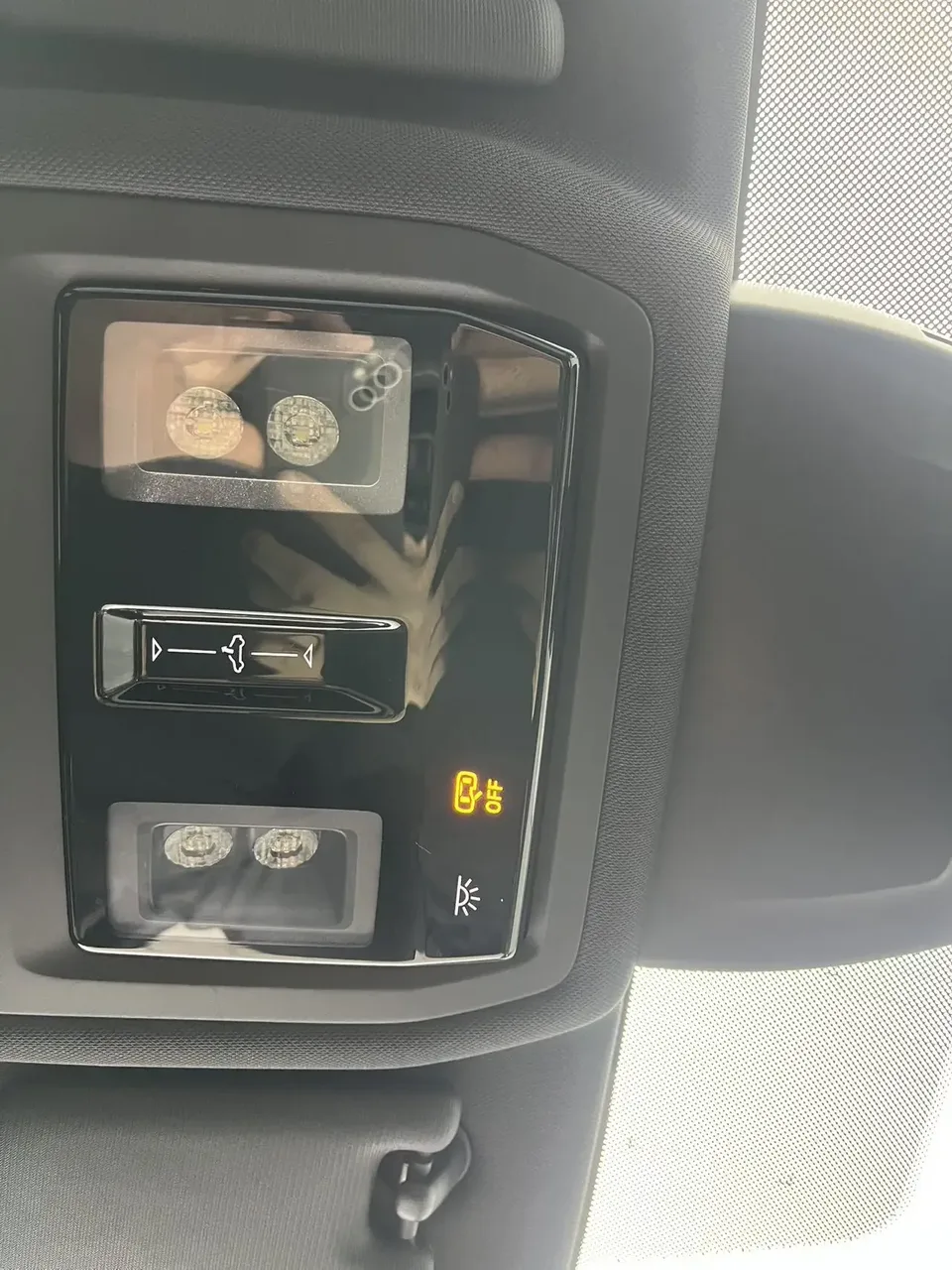 Volkswagen Golf golf 2021 280TSI DSG R-Line 2022 — миниатюра 4