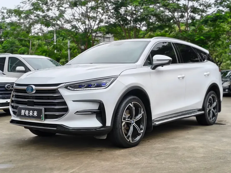 BYD Tang DM Tang DM 2021 DM-i 1.5T 112KM Premium 2022 — photo 1, buy with delivery to Moscow