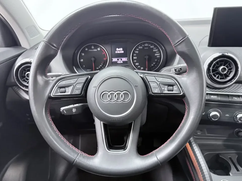 Audi Q2L Audi Q2L 2022 35 TFSI Progressive Dynamic 2023 — thumbnail 5