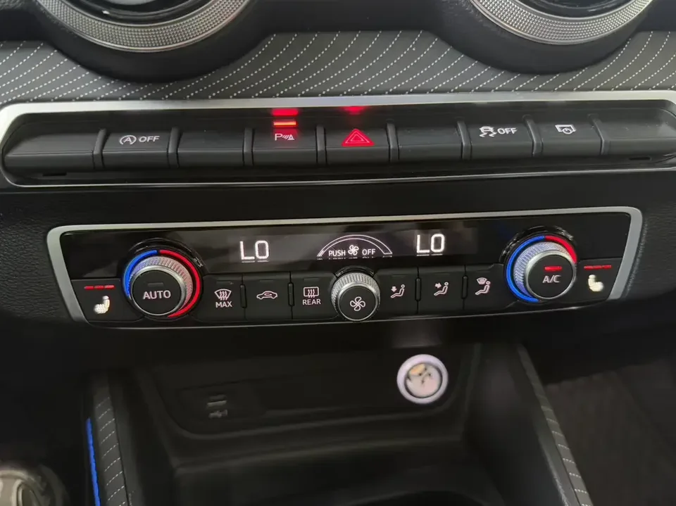 Audi Q2L Audi Q2L 2022 35 TFSI Stylish Dynamic 2022 — thumbnail 3