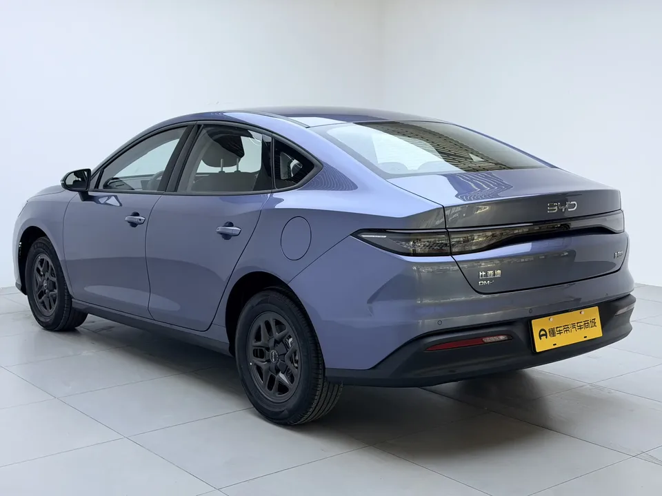 BYD Seal 05DM Seal 05DM 2026 DM-i 128KM Luxury 2026 — thumbnail 2