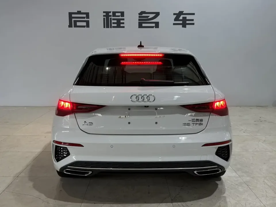 Audi A3 Audi A3 2023 Sportback 35 TFSI Luxury Sports 2023 — thumbnail 2