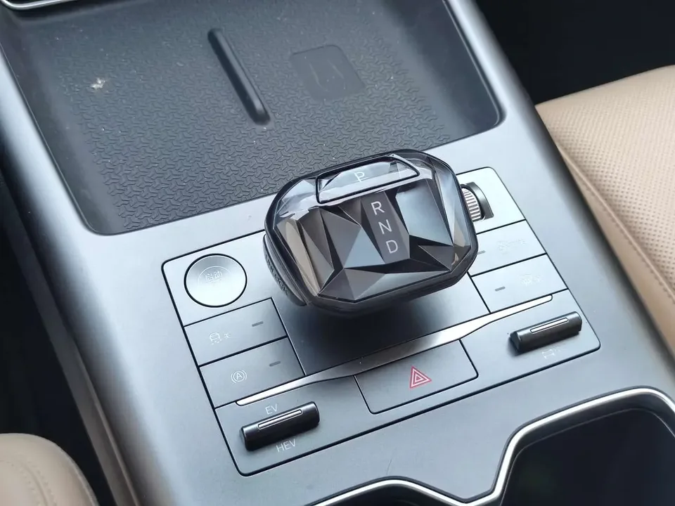 BYD Song Pro DM Song Pro DM 2025 Second Generation DM-i 75KM Leading Model 2025 — thumbnail 4