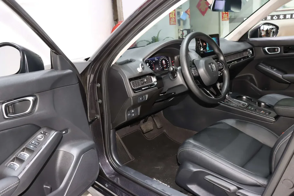Honda Integra Style 2023 240TURBO CVT Leading Edition 2024 — thumbnail 5