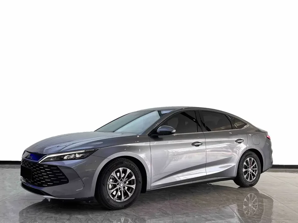 BYD Qin L DM Qin L DM 2024 DM-i 80KM Leading Type 2024 — photo 1, buy with delivery to Moscow