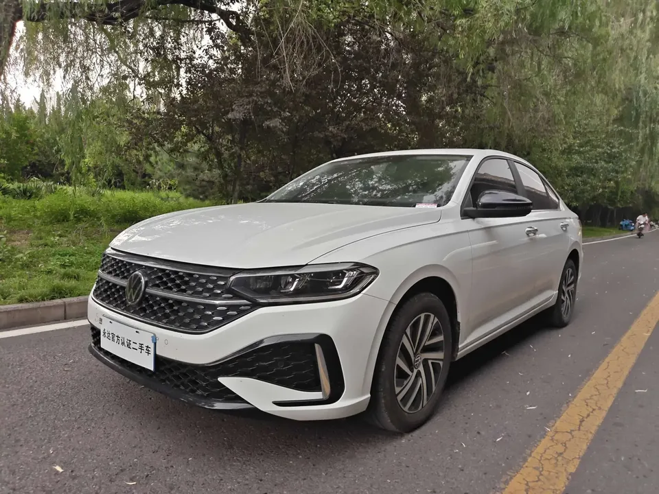 Volkswagen Lavida Lavida 2025 300TSI DSG Starry Sky Leading Edition 2024 — photo 1, buy with delivery to Moscow