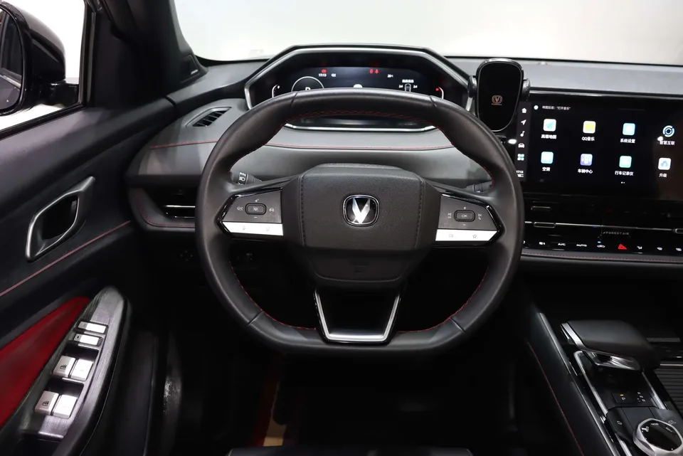 Changan CS55 Plus Changan CS55 PLUS 2024 The third generation 1.5T DCT premium model 2024 — thumbnail 4