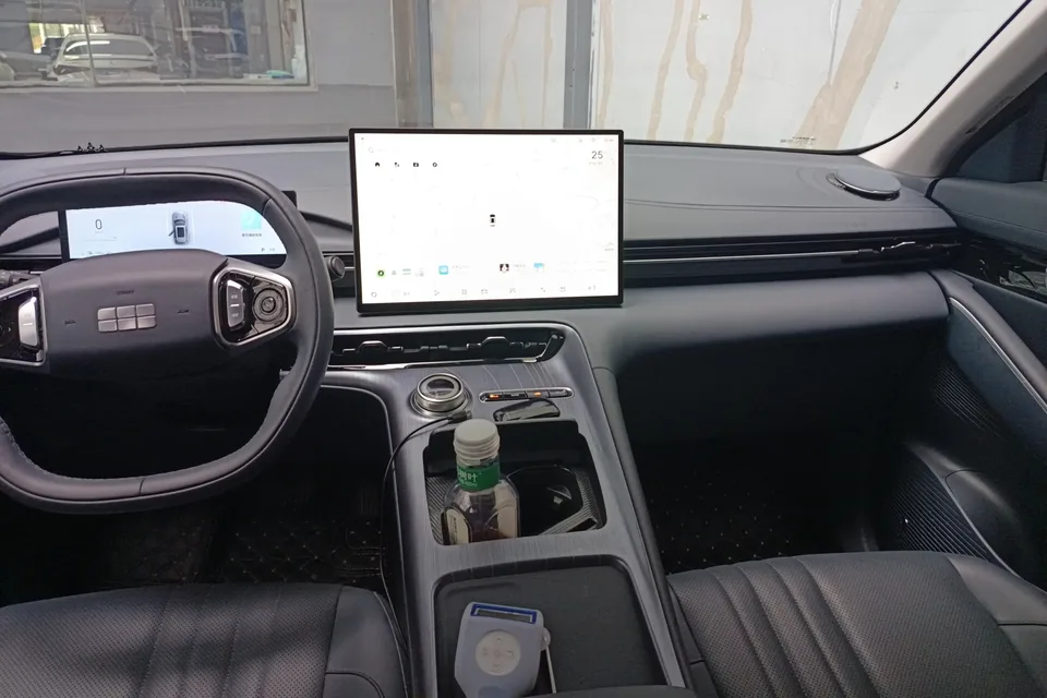 Geely Galaxy E5 Galaxy E5 2024 440km Departure Edition 2025 — thumbnail 4