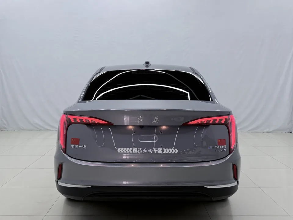Hongqi E-QM5 Hongqi E-QM5 2024 610KM PLUS version 100kW 2024 — миниатюра 5