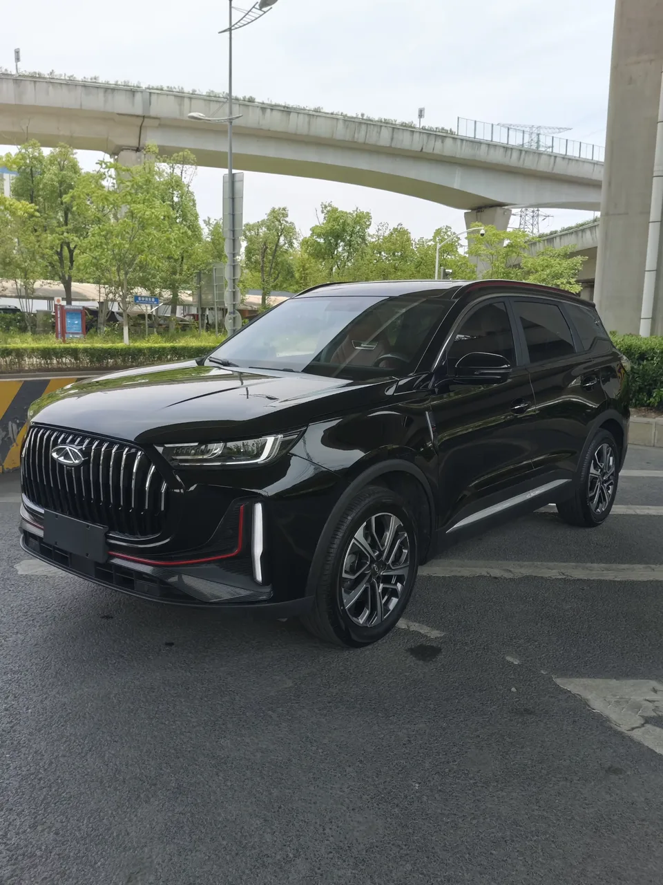 Chery Tiggo 7 Plus Tiggo 7 PLUS 2023 Modified 1.6TGDI DCT Luxury Model 2025 — photo 1, buy with delivery to Moscow