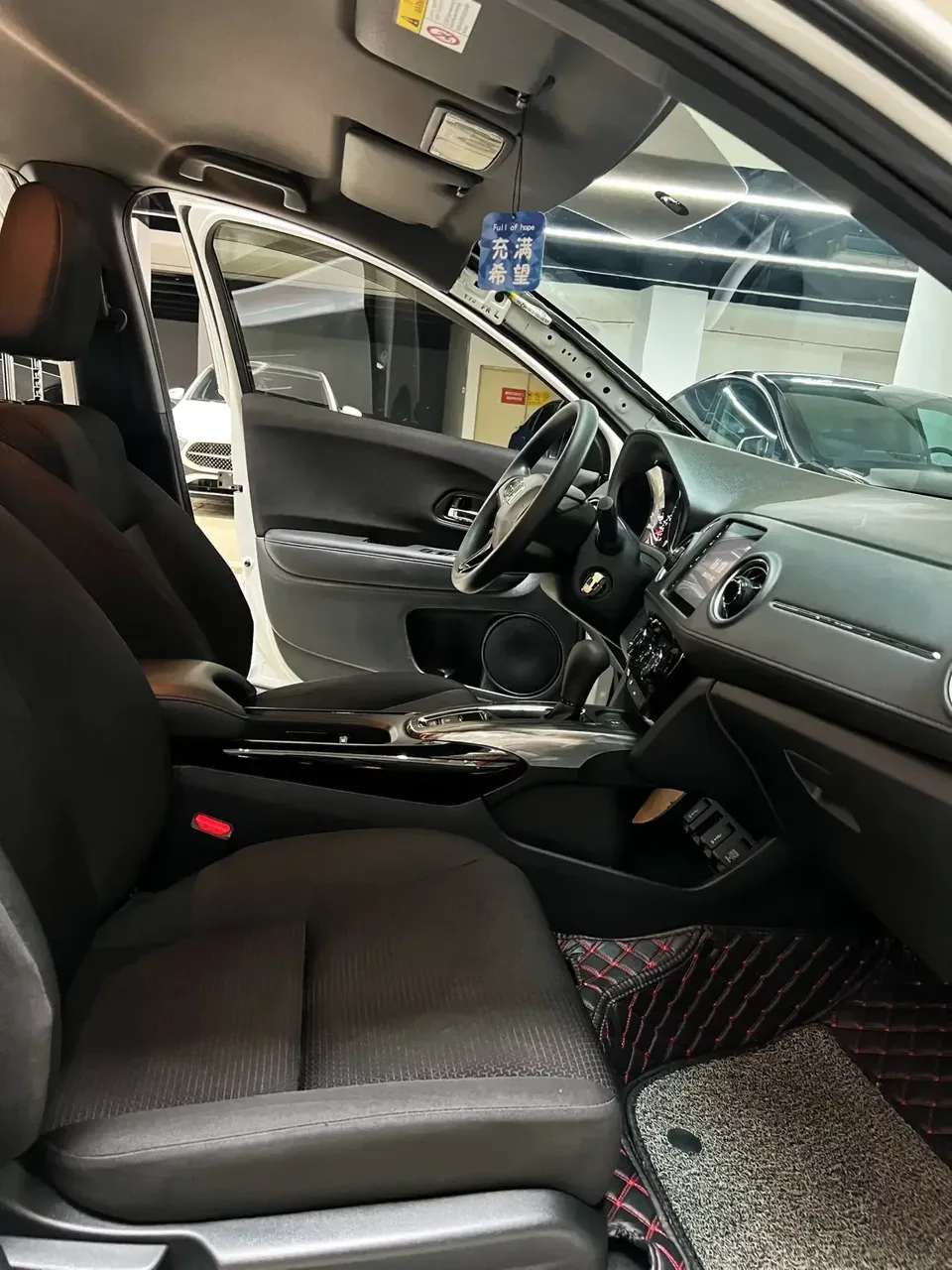 Honda WR-V HondaXR-V 2021 1.5L CVT Classic Edition 2022 — thumbnail 3