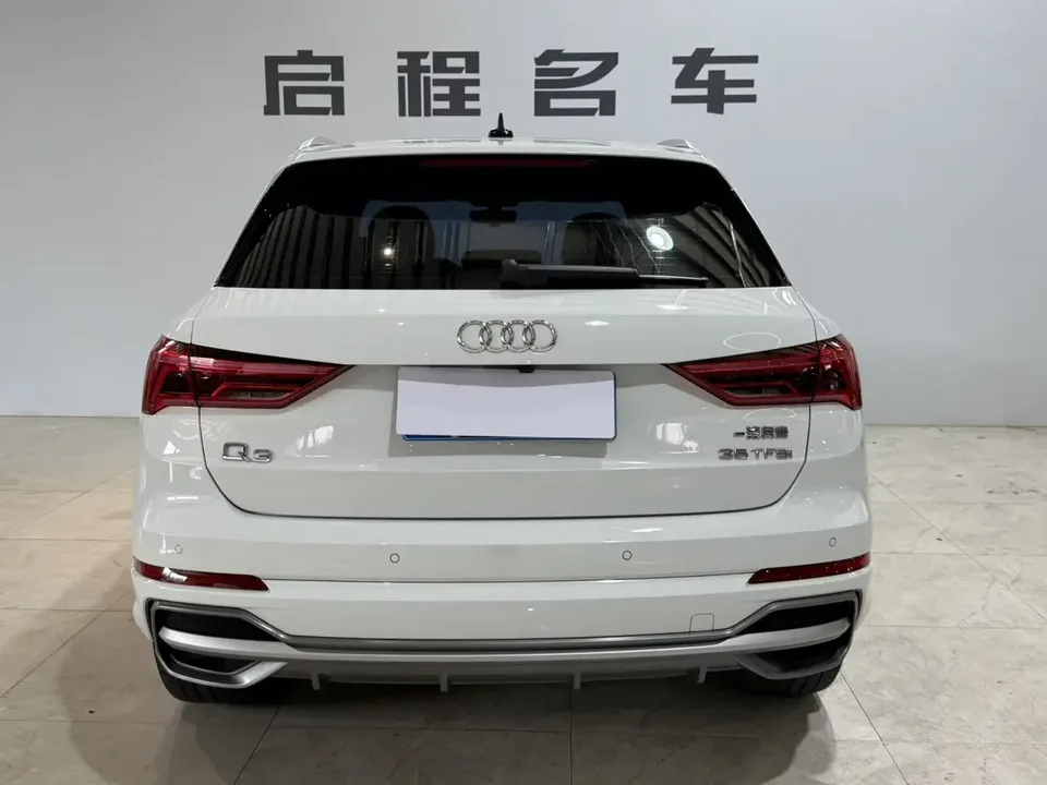 Audi Q3 Audi Q3 2023 35 TFSI Stylish Dynamic 2023 — thumbnail 2